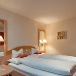 Alpenresort Eienwaeldli 3* 英格堡