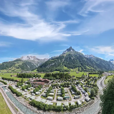 Alpenresort Eienwaeldli