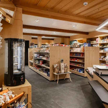 Alpenresort Eienwaeldli ホテル