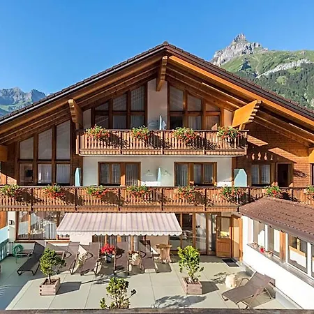 Alpenresort Eienwaeldli ホテル