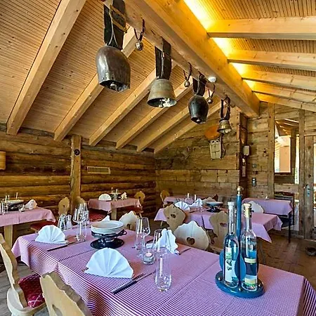 Alpenresort Eienwaeldli ホテル 3*