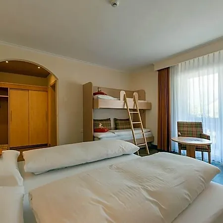 Alpenresort Eienwaeldli ホテル 3*