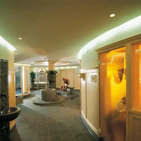 Alpenresort Eienwaeldli Otel