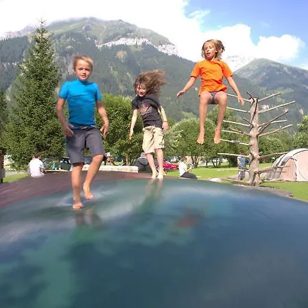 Готель Alpenresort Eienwaeldli 3*