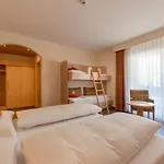 Alpenresort Eienwaeldli Otel Engelberg