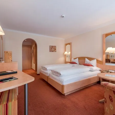 Alpenresort Eienwaeldli 3*