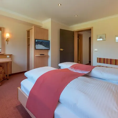 Alpenresort Eienwaeldli