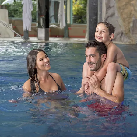 Alpenresort Eienwaeldli מלון 3*