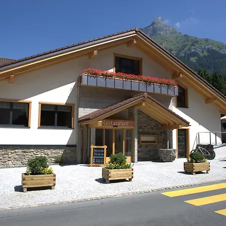 ホテル Alpenresort Eienwaeldli エンゲルベルク
