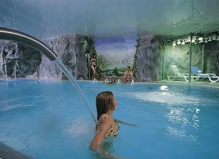 ホテル Alpenresort Eienwaeldli 3*