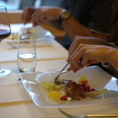 Alpenresort Eienwaeldli 3* אנגלברג