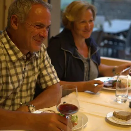 Alpenresort Eienwaeldli מלון 3*